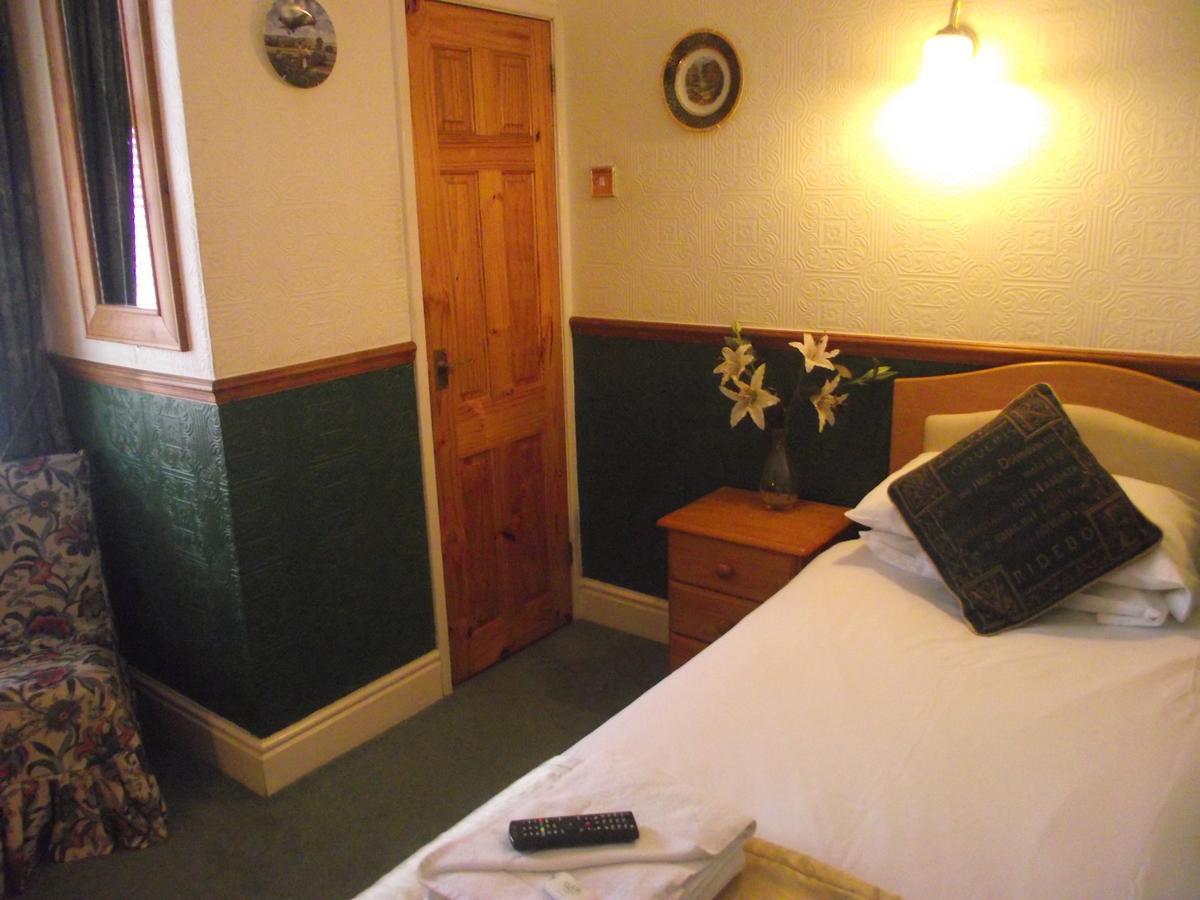 The Molly House Bed & Breakfast Blackpool Room photo